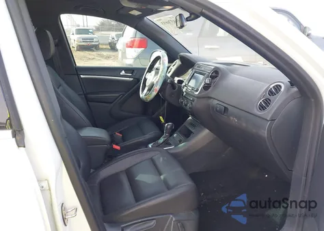 2016 Volkswagen Tiguan R-Line z USA, uszkodzony, nr VIN WVGAV7AX0GW036106